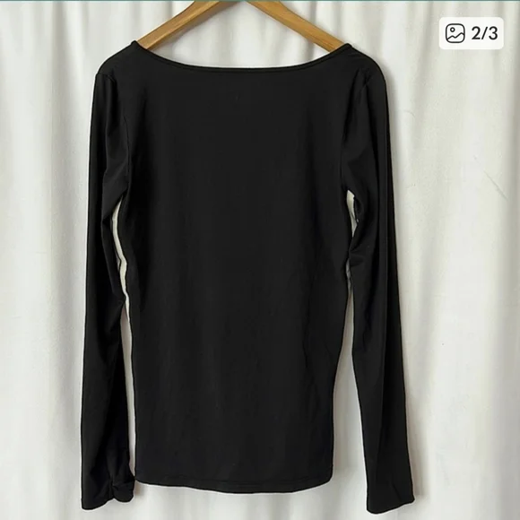 Derek Lam 10 Crosby Athleta Black and Cream Long Sleeve Tee - Picture 2 of 3